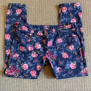 Arizona Jean Co Floral Ankle Pants